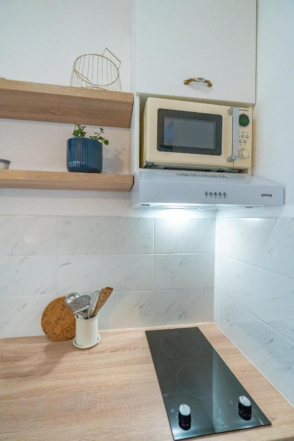 Starry Night Studio Apartment Рийека Екстериор снимка